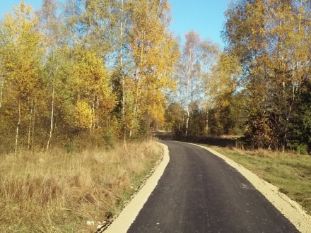Trasa z parkingu do pętli puścizn i do Podczerwonego w gminie Czarny Dunajec